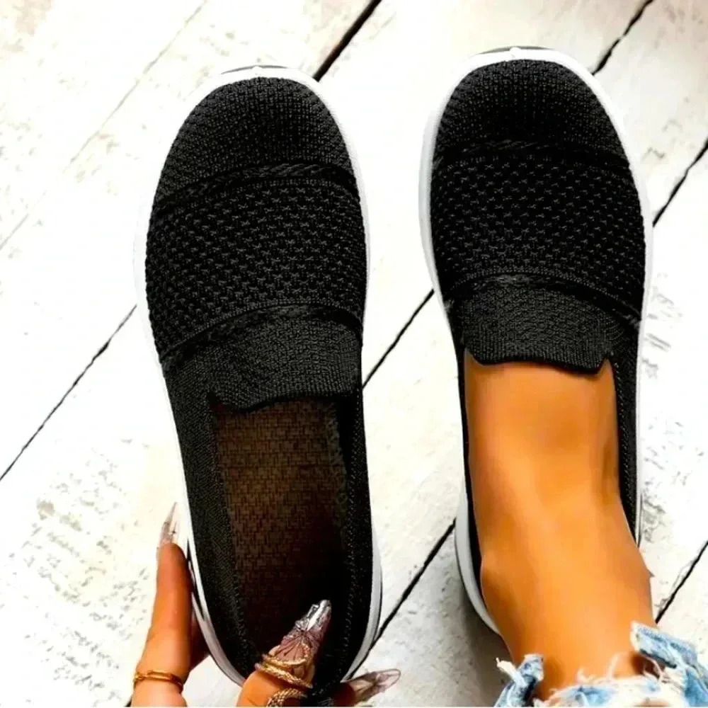 Women's Slip-On Sneakers - Breathable, Comfortable size 36 - Picture 2 of 3